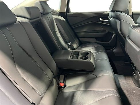 New 2025 Acura TLX w/ Technology Package image 30