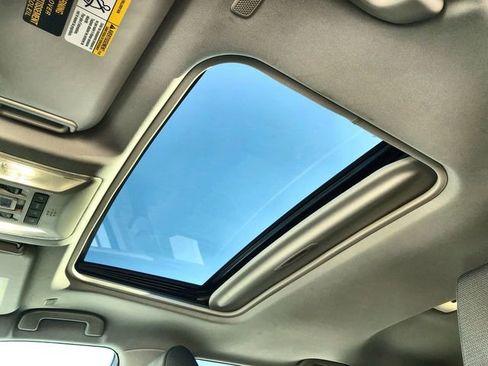 Used 2025 Toyota RAV4 XLE w/ Convenience Package image 21