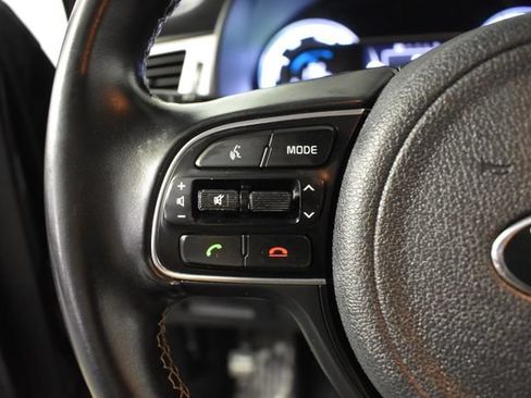 Used 2018 Kia Niro EX w/ EX Touring Graphite Edition FWD image 17
