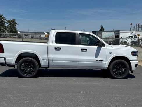 New 2026 RAM 1500 Laramie AWD/4WD image 2