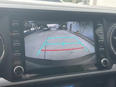 Used 2022 Toyota Tacoma TRD Sport RWD image 18