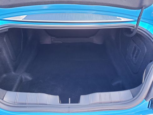 Used 2022 Chevrolet Camaro LT w/ RS Package image 10