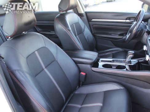 Used 2023 Nissan Altima 2.5 SR image 27
