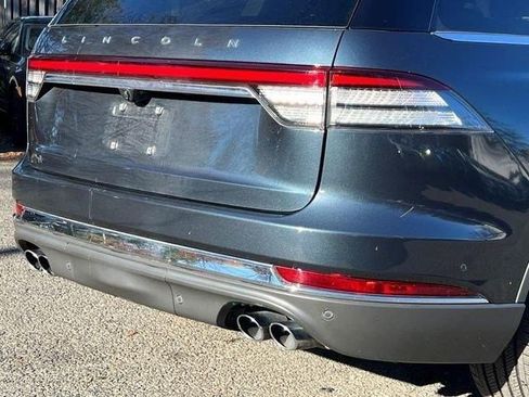 Used 2021 Lincoln Aviator Reserve w/ Equipment Group 202A image 6