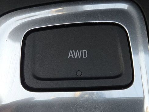 Certified 2019 Chevrolet Equinox LT image 8