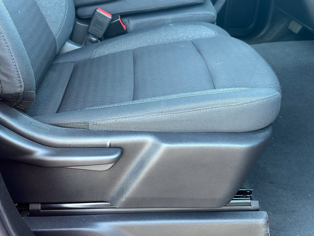 Certified 2026 Chevrolet Silverado 1500 Custom AWD/4WD image 17