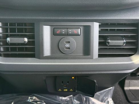 New 2026 Ford F150 Lariat w/ Equipment Group 502A High image 8