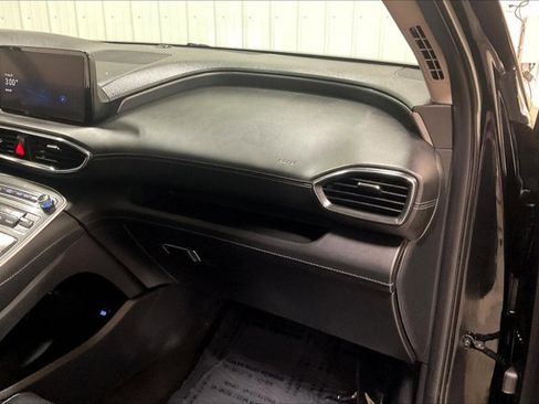 Used 2023 Hyundai Santa Fe SEL w/ Premium Package image 16