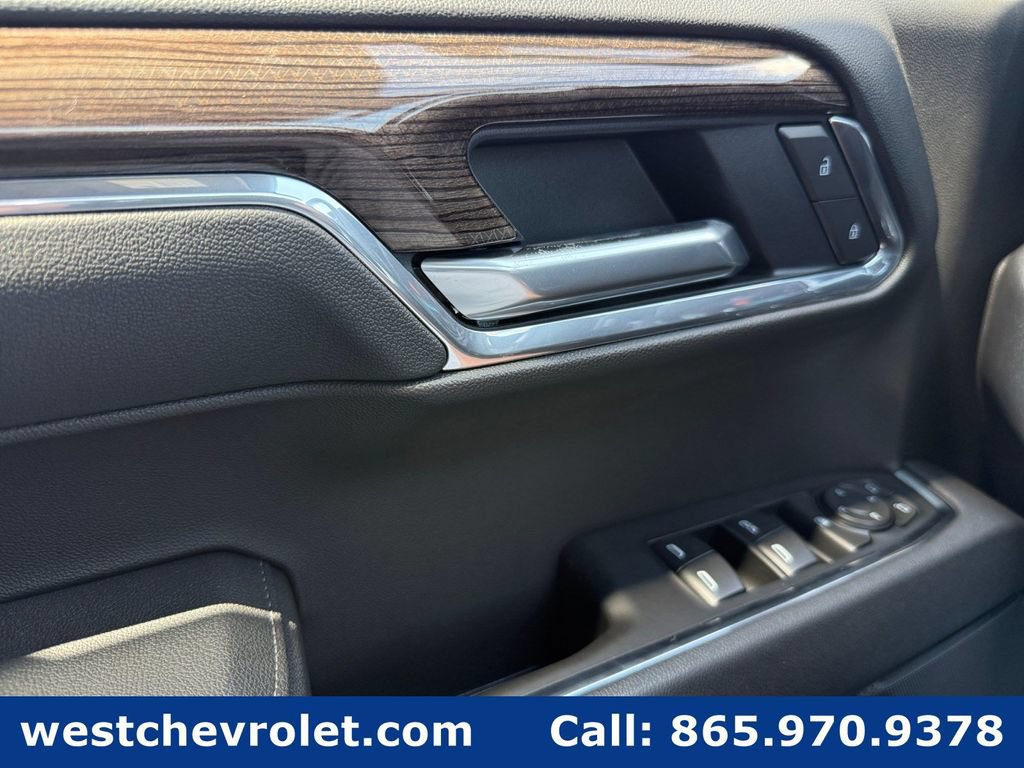 New 2026 Chevrolet Silverado 1500 RST w/ Z71 Off-Road Package AWD/4WD image 27