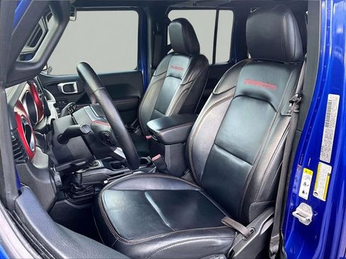 Used 2019 Jeep Wrangler Unlimited Rubicon w/ Cold Weather Group image 24