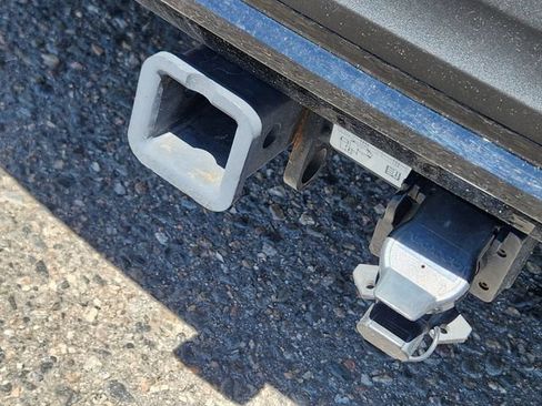 Certified 2023 Volvo C40 P8 Recharge Ultimate AWD/4WD image 19