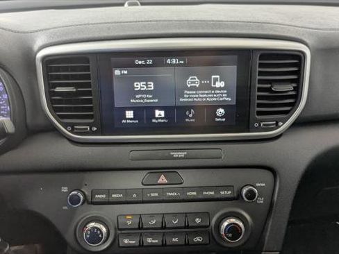 Used 2022 Kia Sportage LX image 28