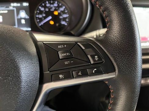 Used 2023 Nissan Kicks SR w/ SR Premium Package image 25