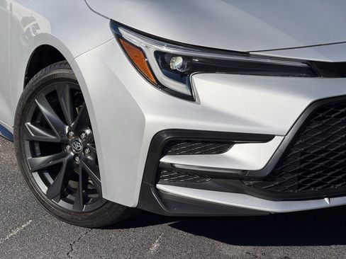 Used 2023 Toyota Corolla SE image 5