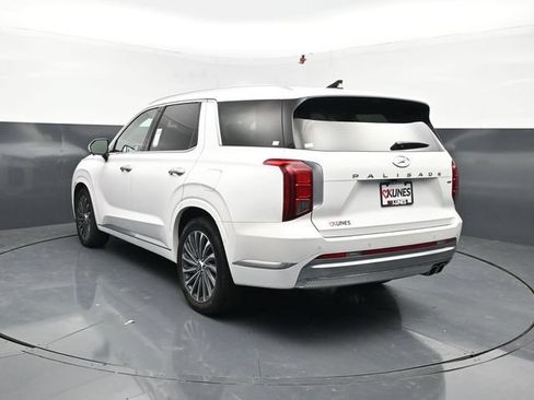 Used 2024 Hyundai Palisade Calligraphy AWD/4WD image 7