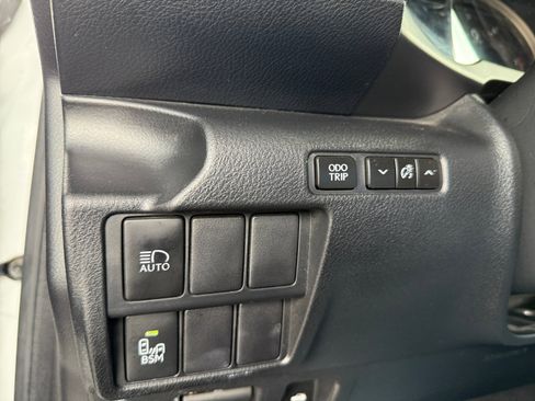 Used 2020 Lexus IS 350 F Sport image 21