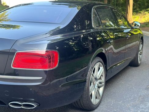 Used 2016 Bentley Flying Spur V8 AWD/4WD image 24