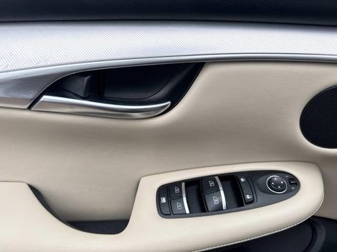 Used 2019 INFINITI QX50 Luxe w/ Navigation Package FWD image 26