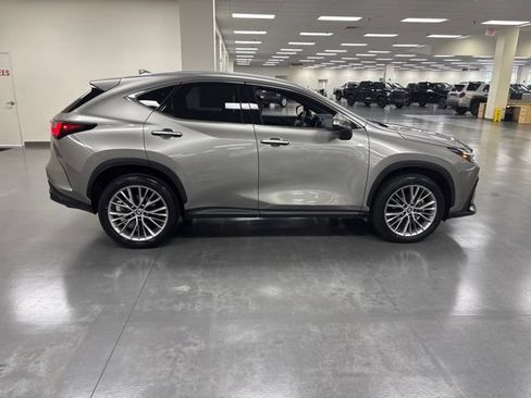 Used 2024 Lexus NX 350 AWD w/ Vision Package image 8