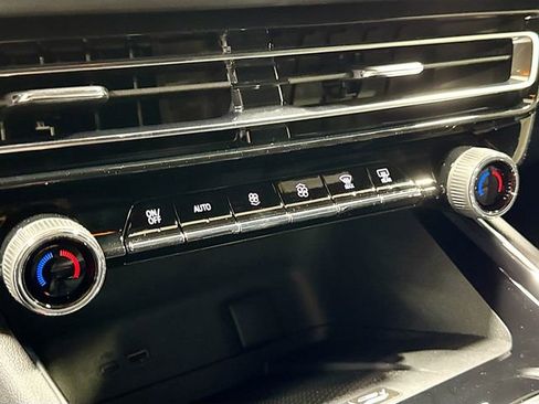 New 2026 Chevrolet Traverse LT w/ LPO, Floor Liner Package image 19