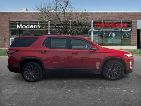 Used 2023 Chevrolet Traverse RS AWD/4WD image 4