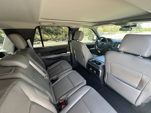 Used 2018 Ford Expedition Max XLT w/ Equipment Group 202A image 22