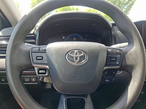 Used 2025 Toyota Camry LE FWD image 16