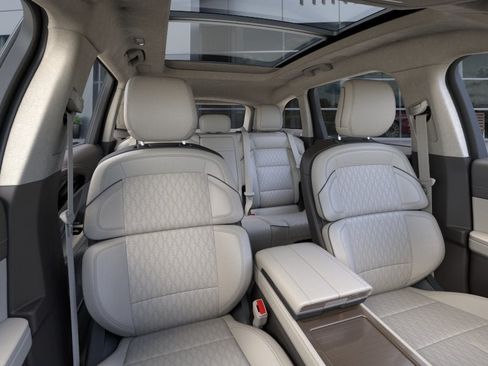 New 2026 Lincoln Nautilus Black Label AWD/4WD image 9