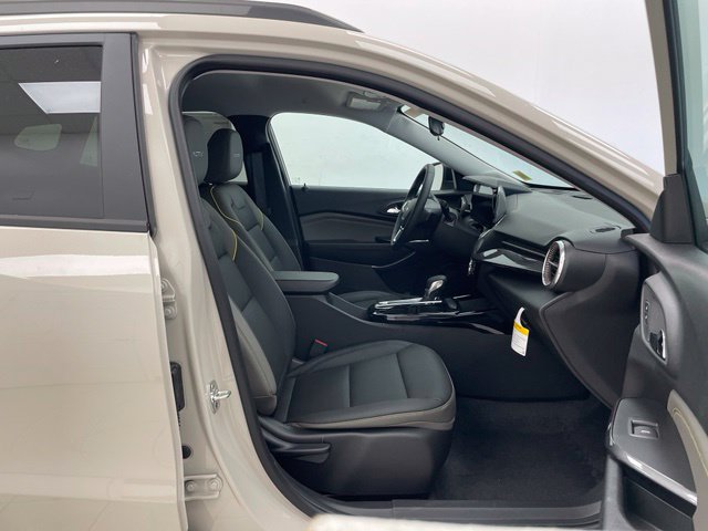 New 2026 Chevrolet Trax ACTIV w/ Driver Confidence Package FWD image 20
