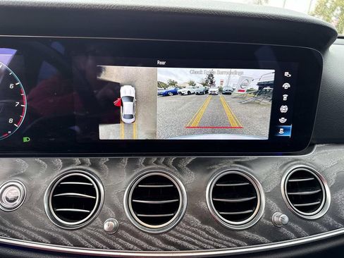 Used 2021 Mercedes-Benz E 350 4MATIC Sedan image 25