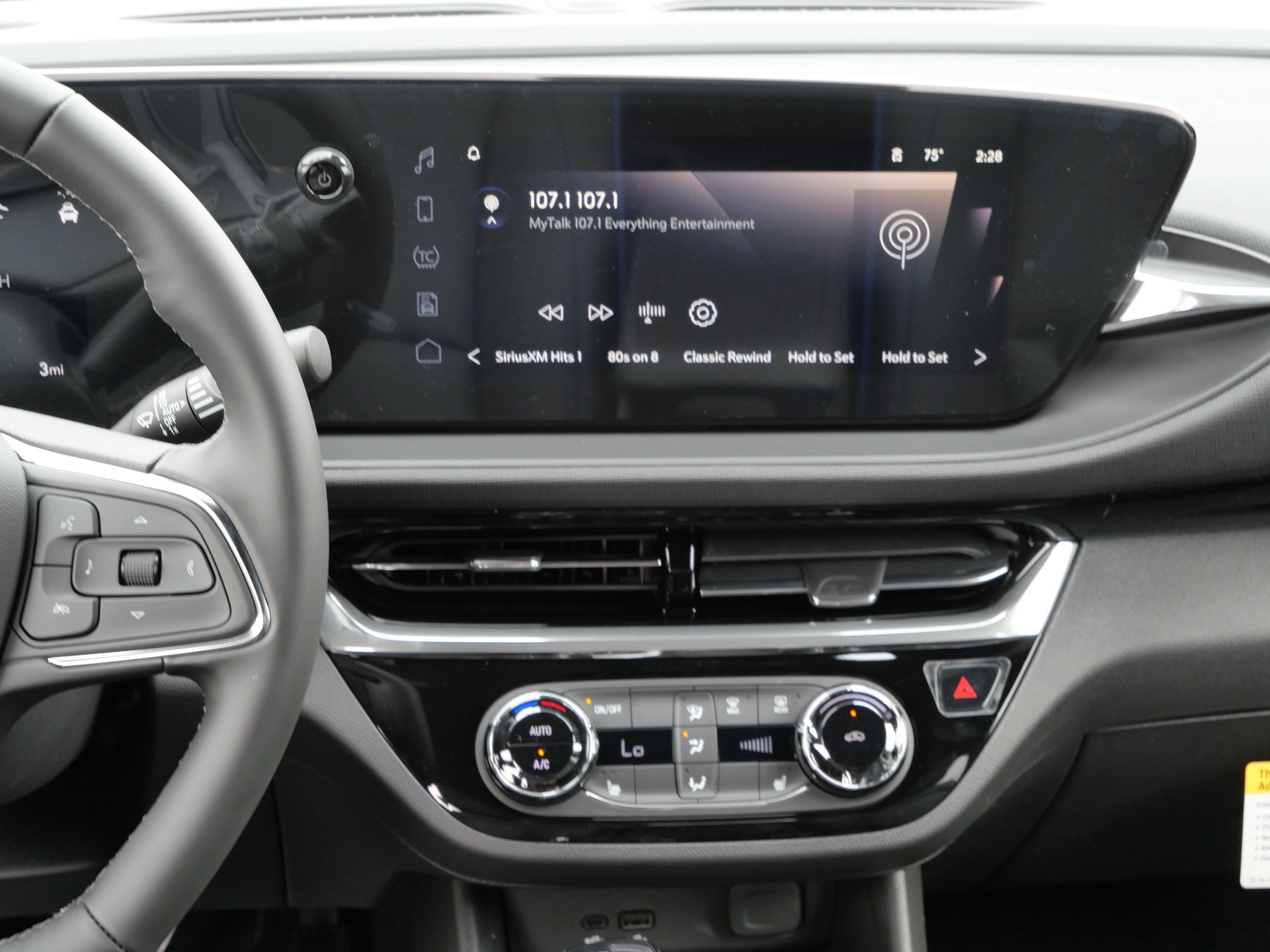 New 2026 Buick Envista Sport Touring w/ Convenience I Package FWD image 7