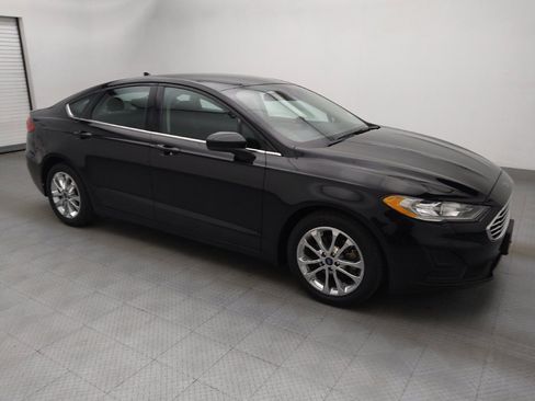 Used 2020 Ford Fusion SE FWD image 11