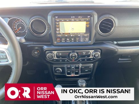 Used 2023 Jeep Gladiator Overland image 25