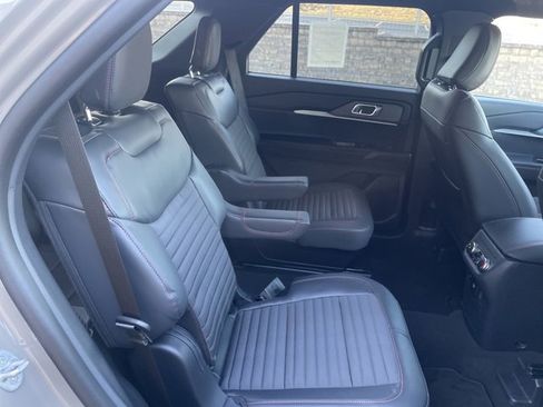 New 2026 Ford Explorer ST-Line w/ ST-Line Street Pack image 59