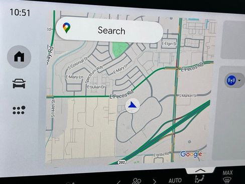 Used 2025 Ford Explorer ST-Line w/ Premium Package image 17