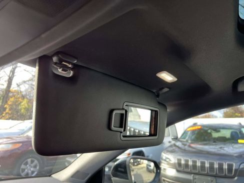 Used 2022 Audi Q3 2.0T Premium image 35