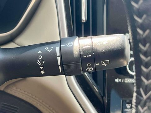 Certified 2022 Subaru Outback Limited image 18