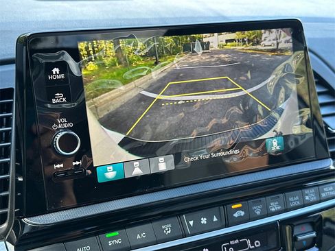 New 2026 Honda Odyssey EX-L image 30