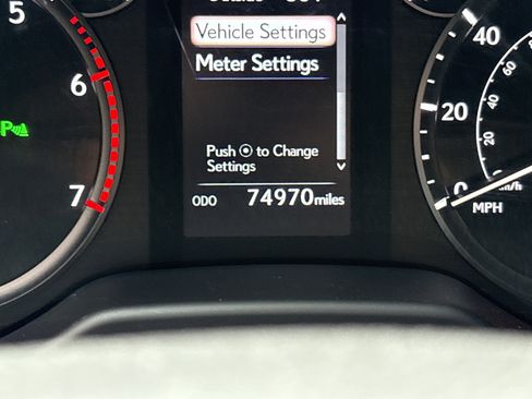 Used 2021 Lexus GX 460 Premium w/ Accessory Package image 12