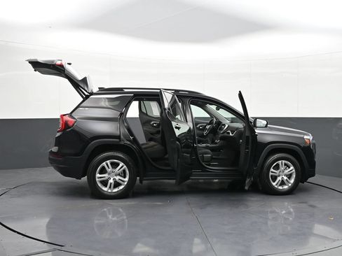 Certified 2023 GMC Terrain SLE w/ Driver Convenience Package AWD/4WD image 37