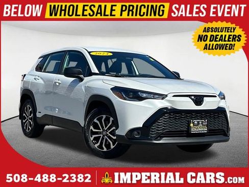 Used 2024 Toyota Corolla Cross AWD Hybrid image 1