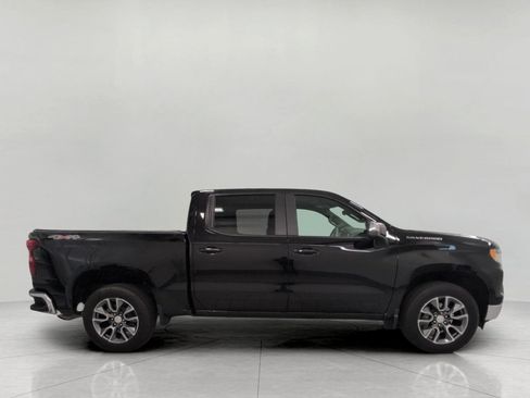 Used 2024 Chevrolet Silverado 1500 LT AWD/4WD image 11