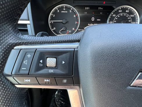 Used 2024 Mitsubishi Outlander SE FWD image 29