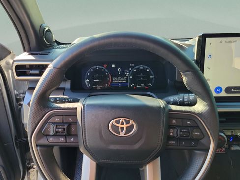 Certified 2025 Toyota 4Runner TRD Off-Road Premium AWD/4WD image 16