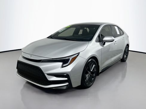 Used 2025 Toyota Corolla SE FWD image 10