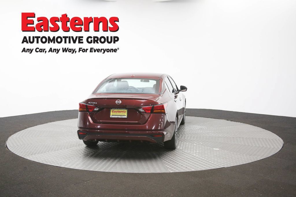 Used 2025 Nissan Altima 2.5 SV FWD image 36