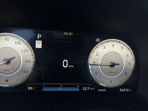 Used 2024 Hyundai Palisade Calligraphy image 8