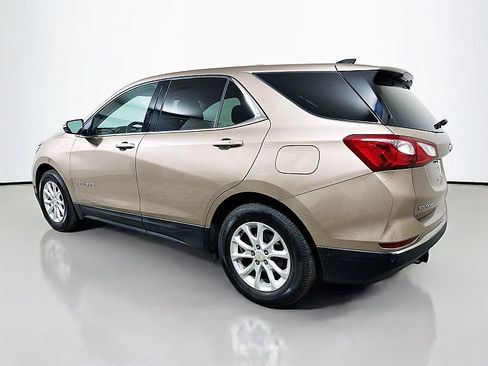 Used 2019 Chevrolet Equinox LT FWD image 5