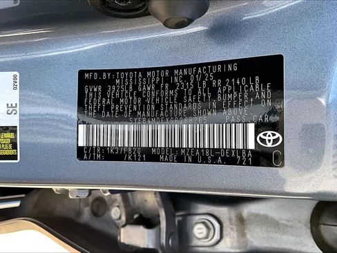 Used 2025 Toyota Corolla LE FWD image 33