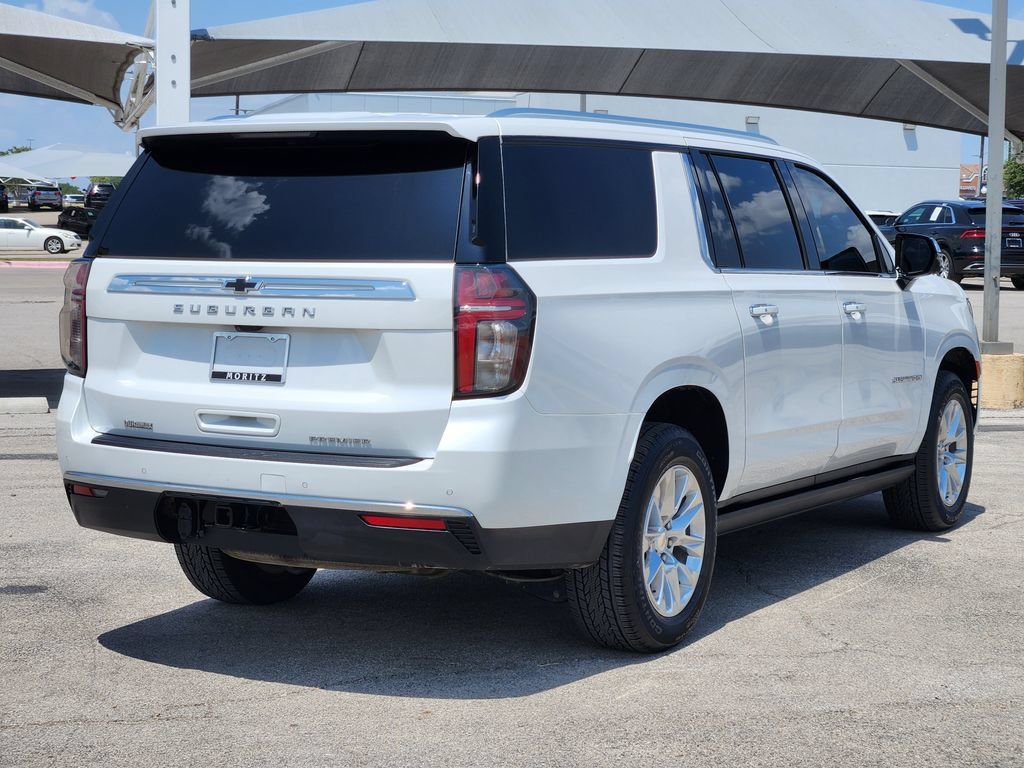 Used 2024 Chevrolet Suburban Premier w/ Premium Package RWD image 5